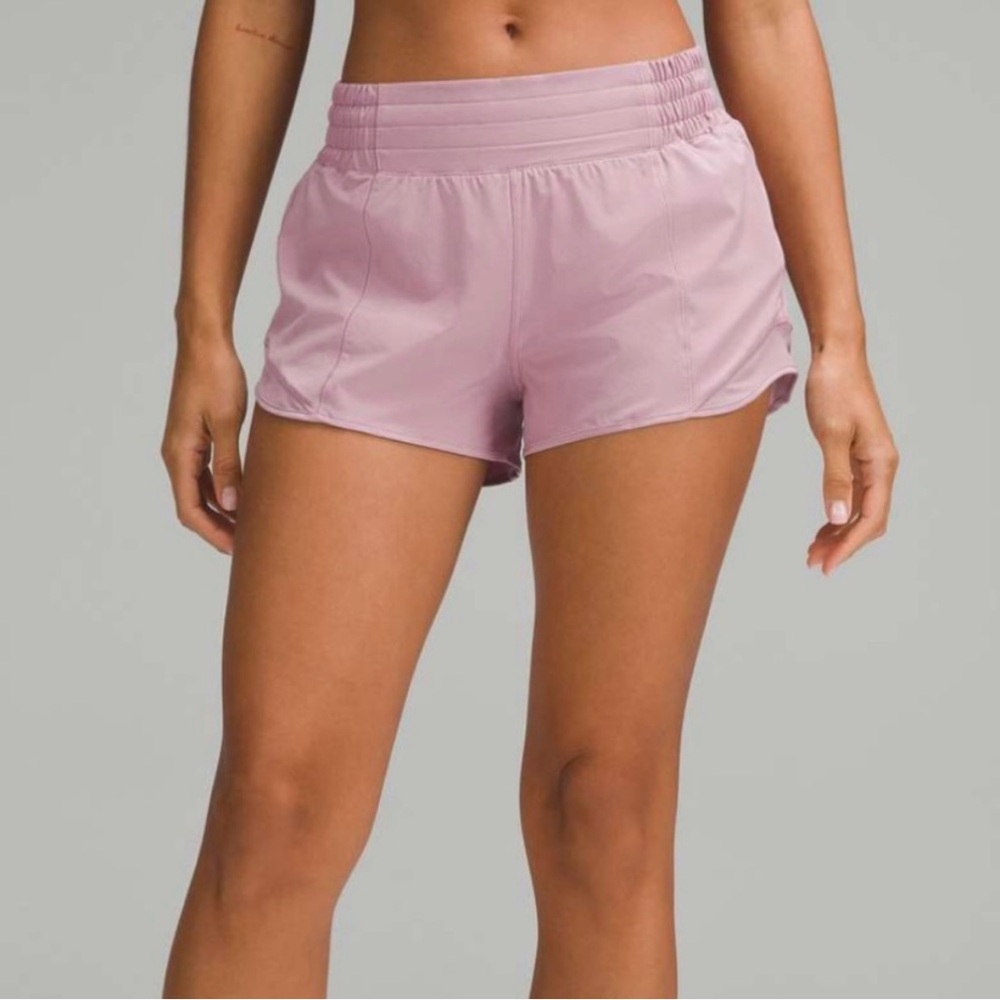 Lululemon Hotty Hot shorts 2.5” high rise